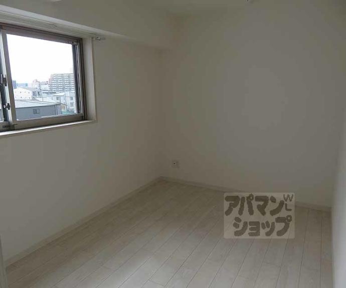 【Ｏｒｃｈｉｄ　Ｃｏｕｒｔ四条大宮】間取