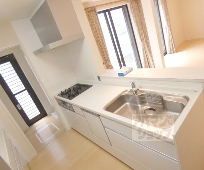 【岩倉忠在地町３５１－８貸家】間取