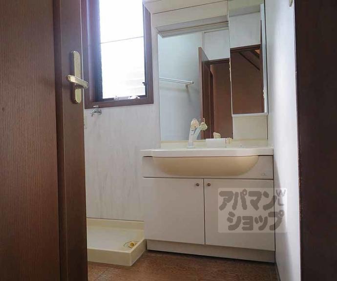 【西ノ京勧学院町貸家】