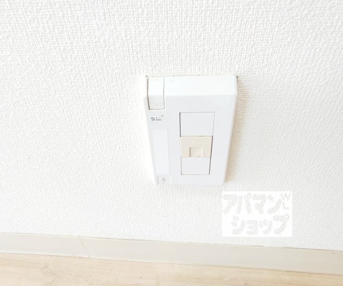 【ドエル・梅の宮館】間取