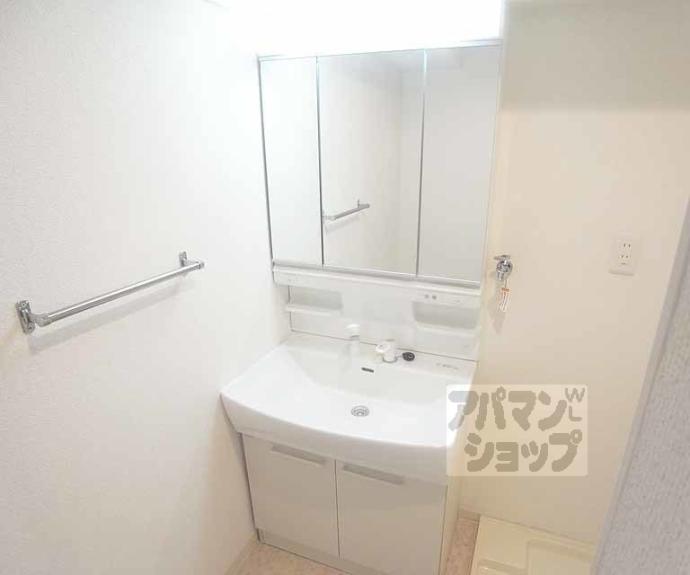 【Ｖｉｌｌａ　ＶＩＺＣＡＹＡ】間取