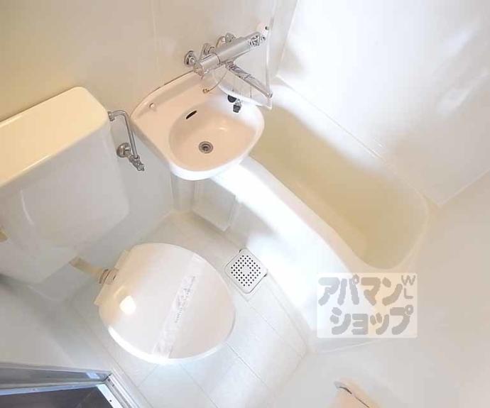 【ヴィラエトワール西院】間取