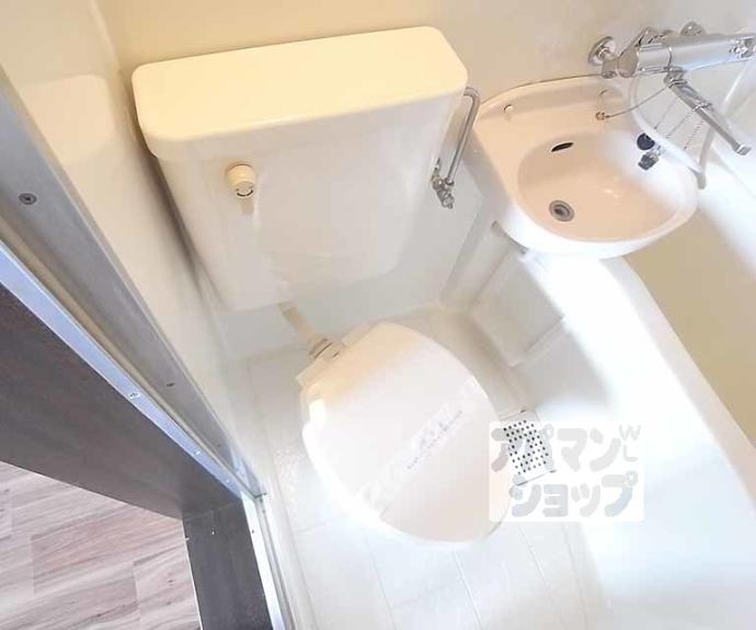 【ヴィラエトワール西院】間取