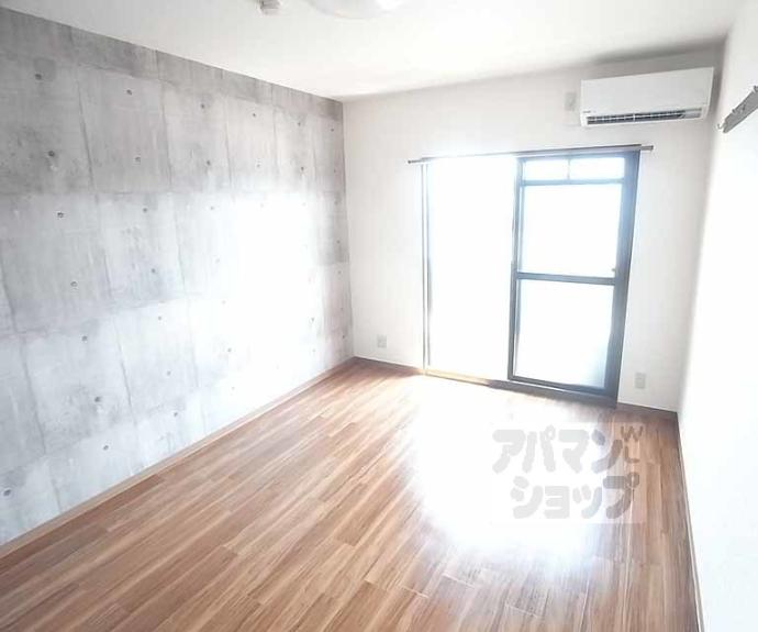 【ヴィラエトワール西院】間取