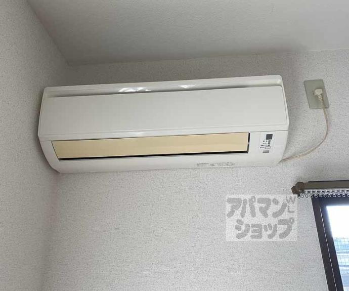 【ヴィラエトワール西院】間取