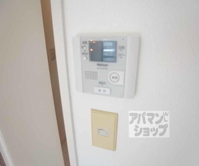 【第１６長栄アーバンハイツ五条】間取