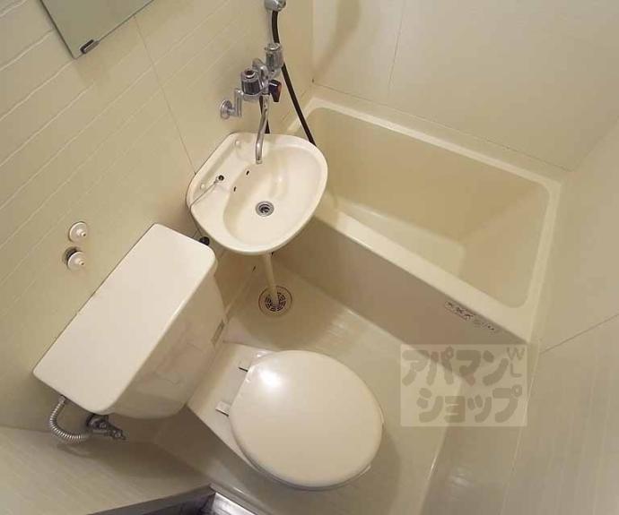 【マンションＶ２】間取