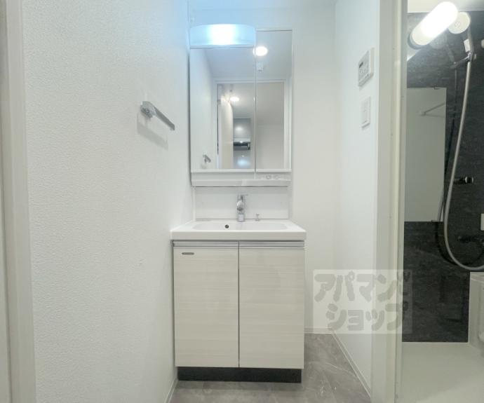 【アドバンス京都烏丸町】間取