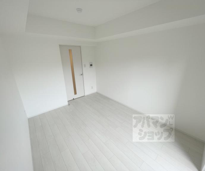 【アドバンス京都烏丸町】間取