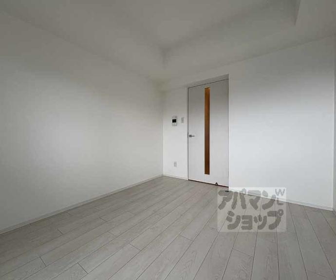 【アドバンス京都烏丸町】間取