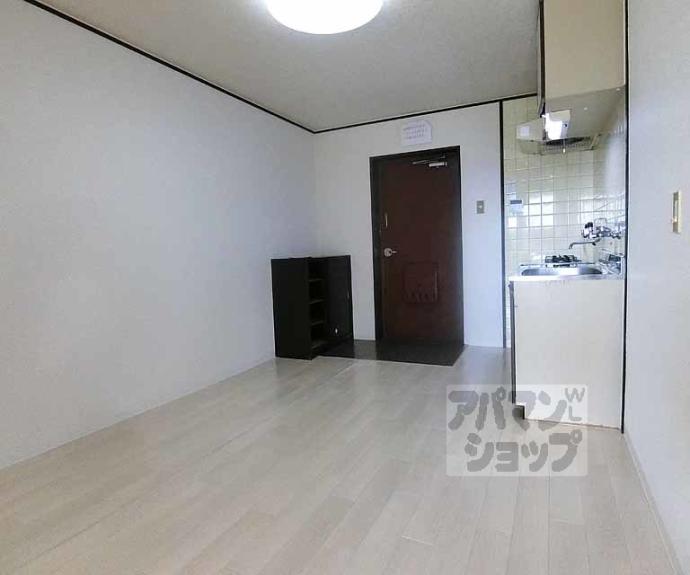 【グランディール嵯峨】間取