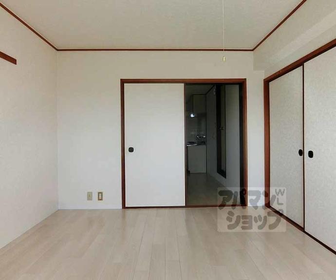 【グランディール嵯峨】間取