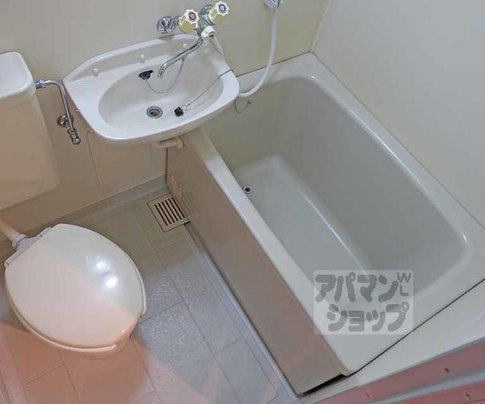 【ドゥエル嵯峨の荘】間取