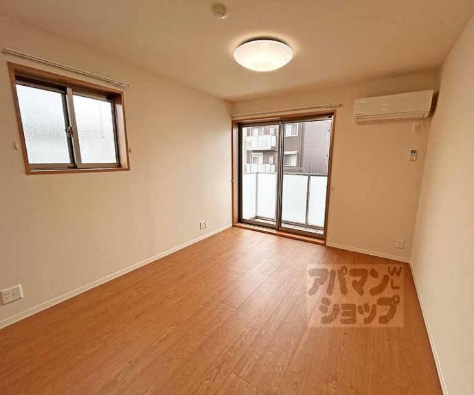 【シャ－メゾン　ＴＵＪＩ】