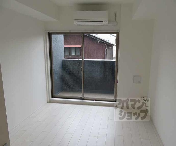 【アドバンス京都烏丸町】間取