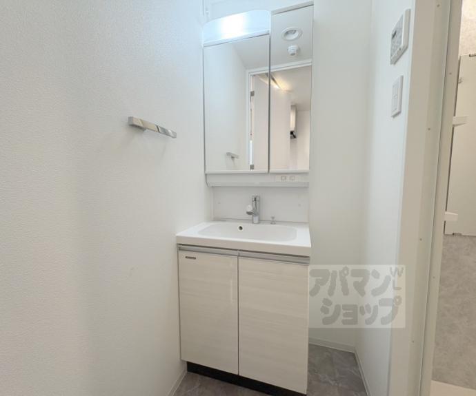 【アドバンス京都烏丸町】間取