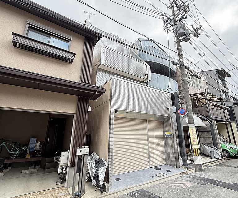 ＫＡＲＡＳＵＭＡ　ＳＴＥＰｓ