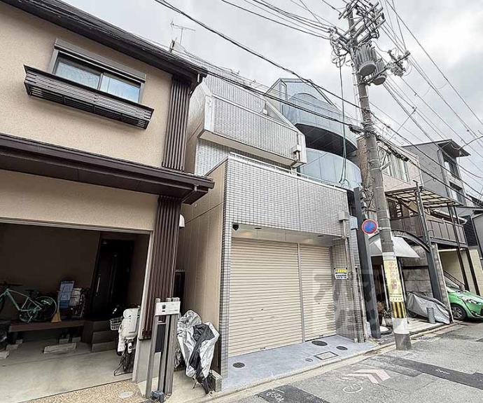 【ＫＡＲＡＳＵＭＡ　ＳＴＥＰｓ】間取