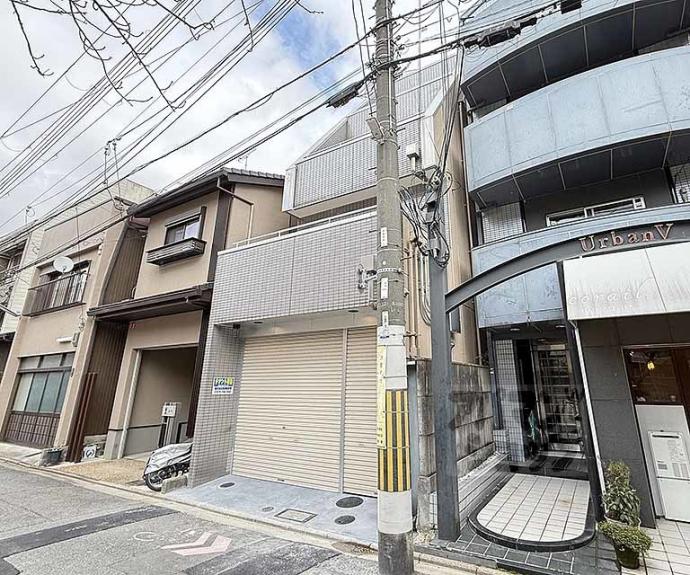 【ＫＡＲＡＳＵＭＡ　ＳＴＥＰｓ】間取