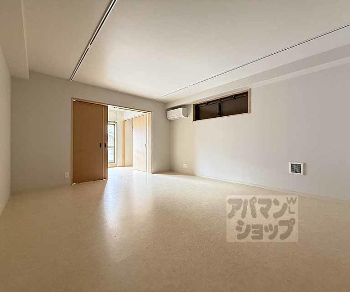 【ＫＡＲＡＳＵＭＡ　ＳＴＥＰｓ】間取