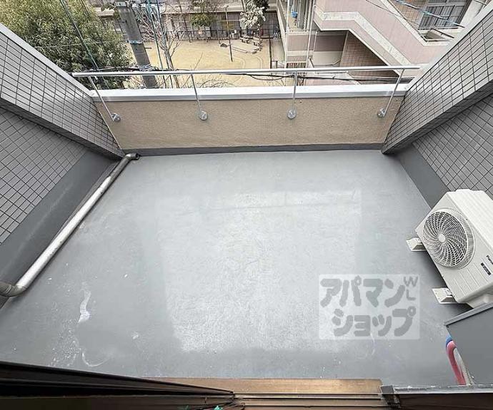 【ＫＡＲＡＳＵＭＡ　ＳＴＥＰｓ】間取