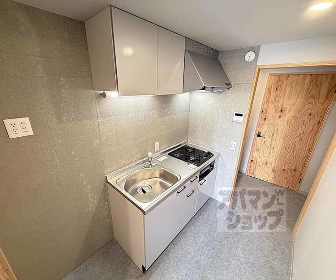 【ＫＡＲＡＳＵＭＡ　ＳＴＥＰｓ】間取