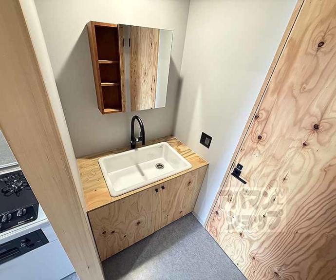 【ＫＡＲＡＳＵＭＡ　ＳＴＥＰｓ】間取