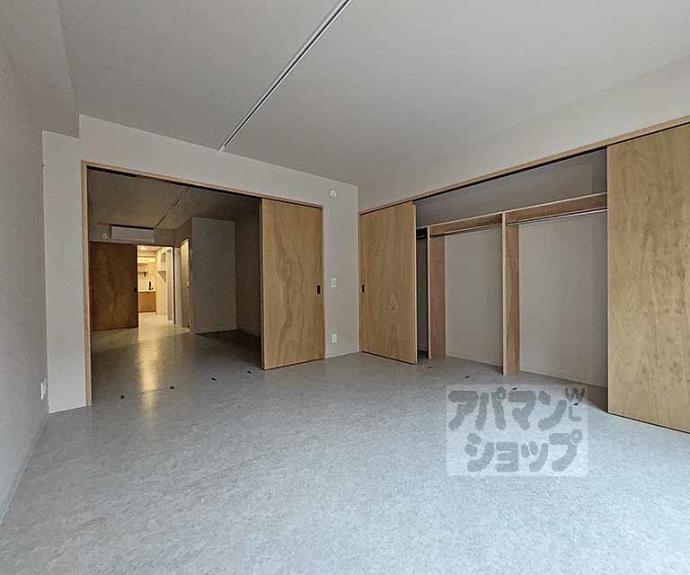 【ＫＡＲＡＳＵＭＡ　ＳＴＥＰｓ】間取