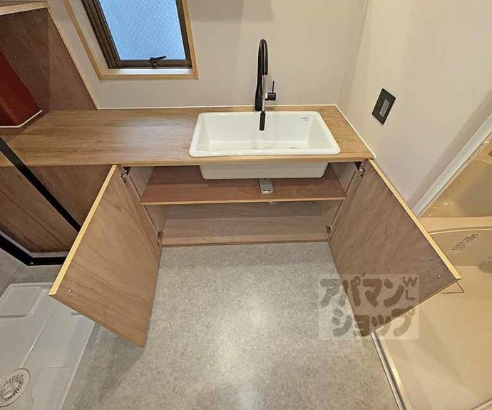 【ＫＡＲＡＳＵＭＡ　ＳＴＥＰｓ】間取