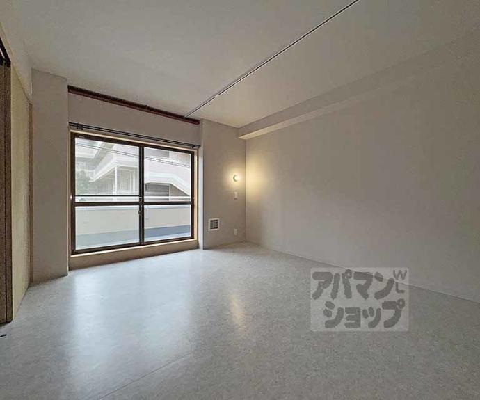 【ＫＡＲＡＳＵＭＡ　ＳＴＥＰｓ】間取