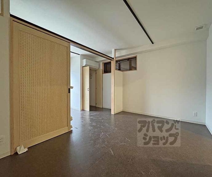 【ＫＡＲＡＳＵＭＡ　ＳＴＥＰｓ】間取