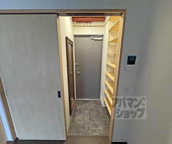 【ＫＡＲＡＳＵＭＡ　ＳＴＥＰｓ】間取