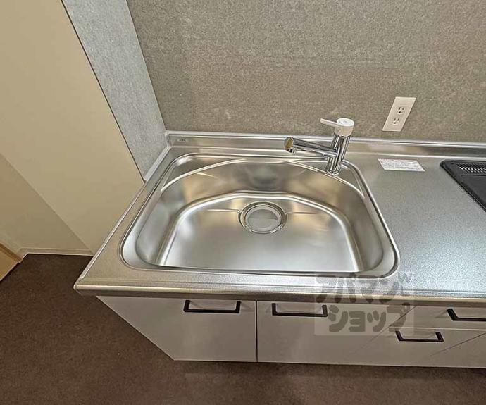 【ＫＡＲＡＳＵＭＡ　ＳＴＥＰｓ】間取