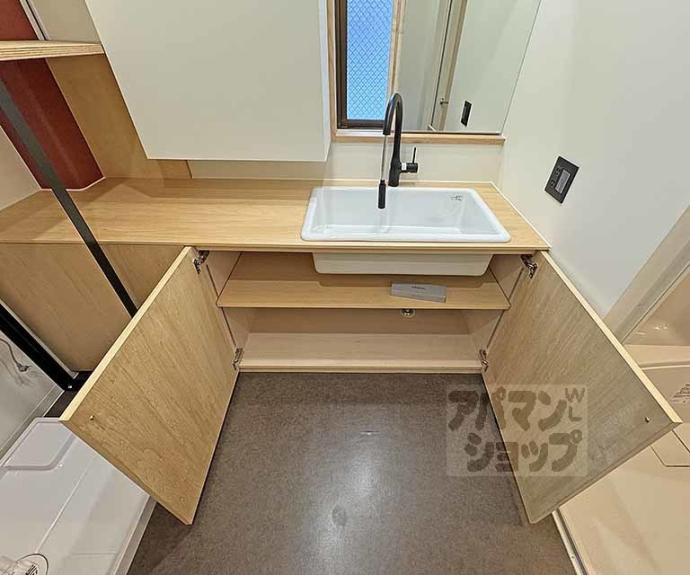 【ＫＡＲＡＳＵＭＡ　ＳＴＥＰｓ】間取