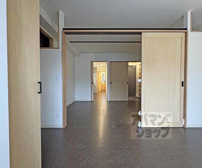 【ＫＡＲＡＳＵＭＡ　ＳＴＥＰｓ】間取