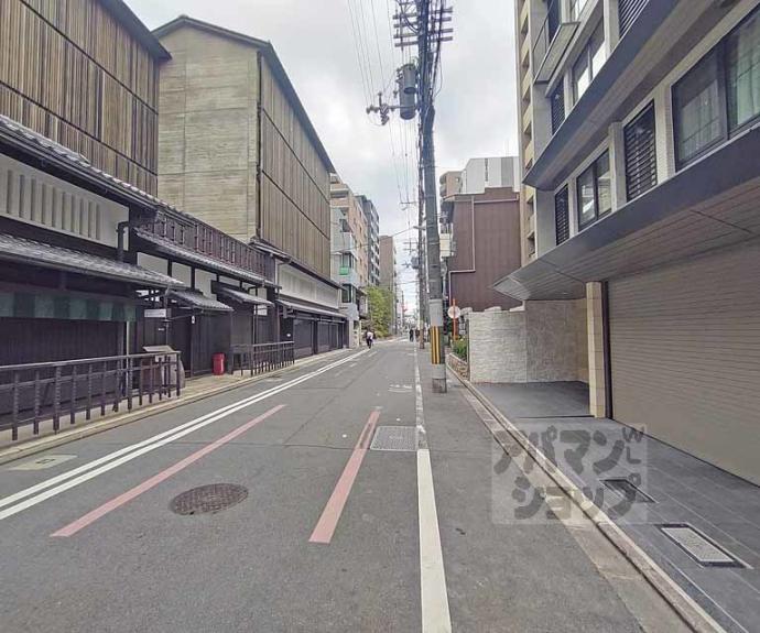 【Ｆｏｒｅｓｔ　Ｇａｒｄｅｎ室町御池】