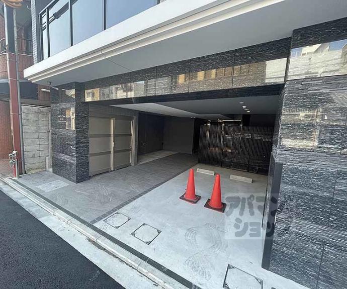 【Ｏｒｃｈｉｄ　Ｃｏｕｒｔ四条大宮】間取