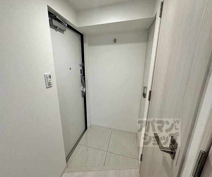 【Ｏｒｃｈｉｄ　Ｃｏｕｒｔ四条大宮】間取