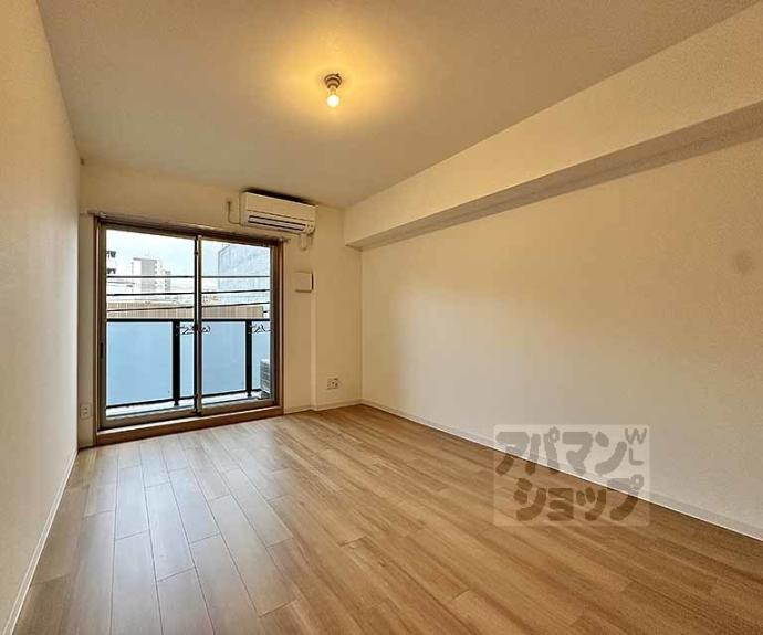 【Orchid Court四条大宮】間取