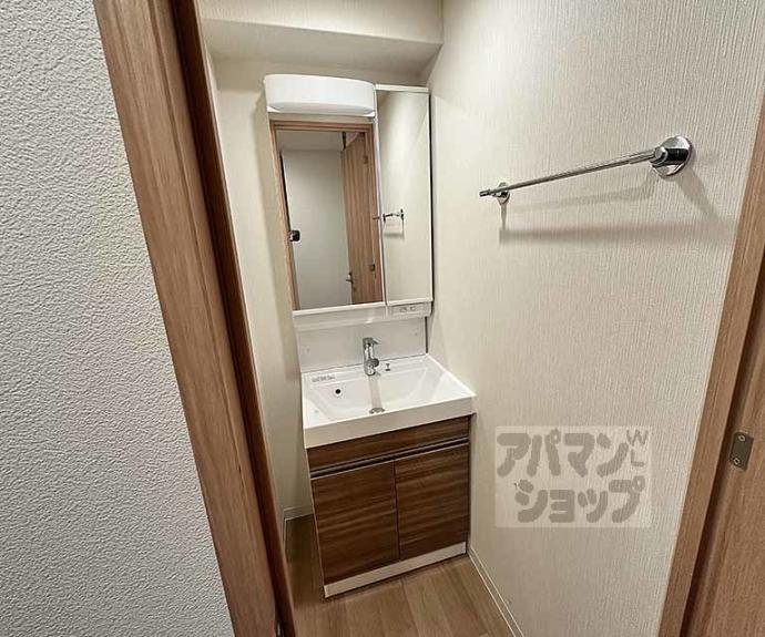 【Orchid Court四条大宮】間取