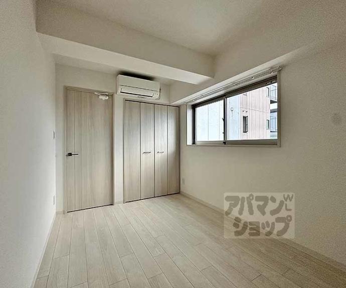 【Orchid Court四条大宮】間取