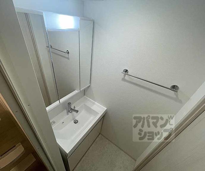 【Orchid Court四条大宮】間取