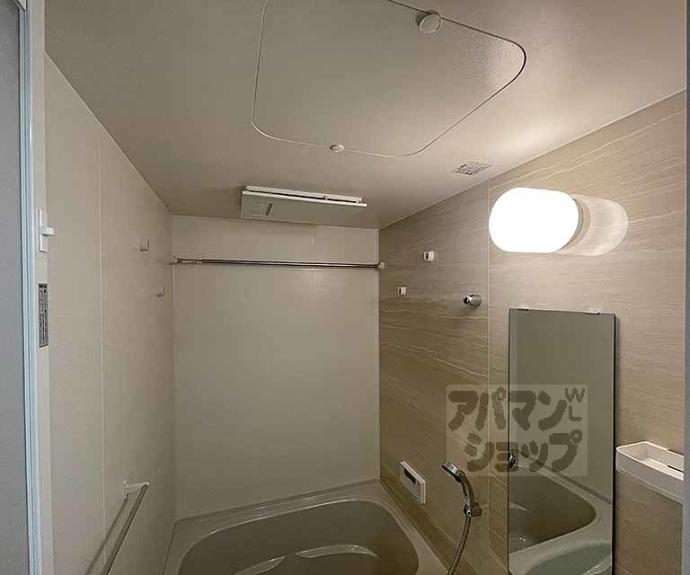 【Orchid Court四条大宮】間取