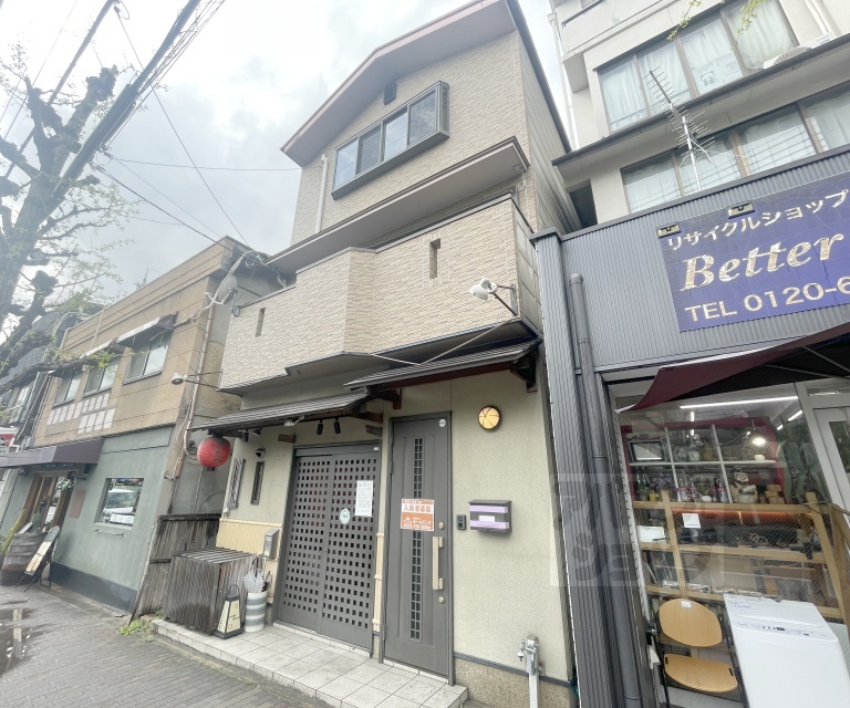 上京区東今小路町貸家７４４－３９