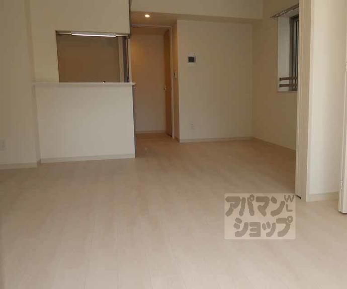 【ファーストフィオーレ京都コーヴォ】間取