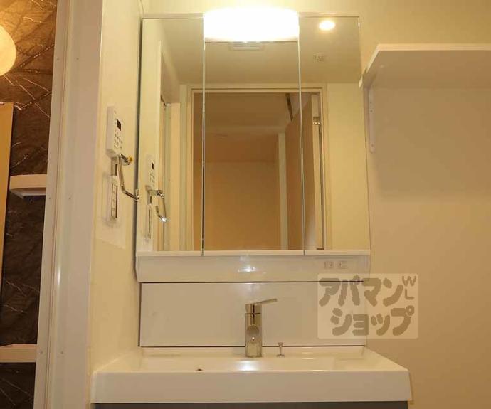 【ファーストフィオーレ京都コーヴォ】間取