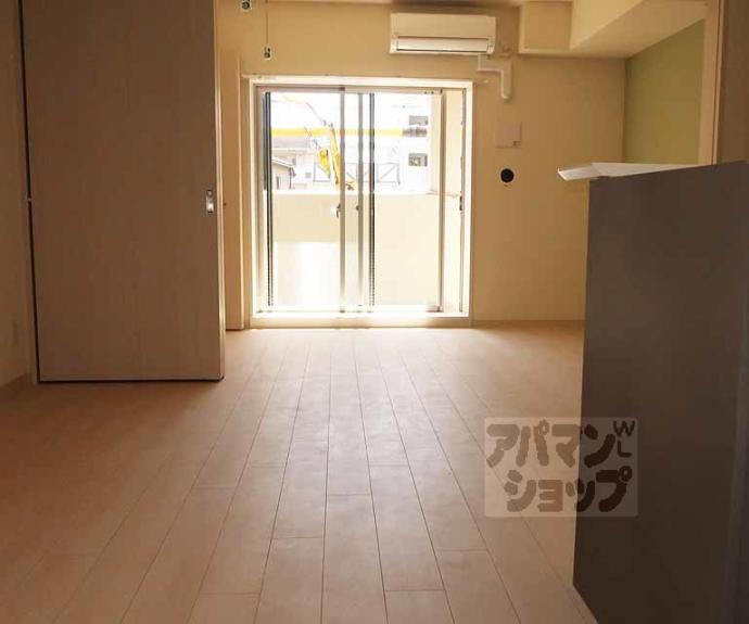 【ファーストフィオーレ京都コーヴォ】間取