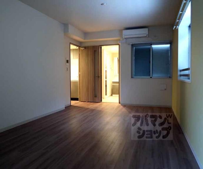 【ファーストフィオーレ京都コーヴォ】間取