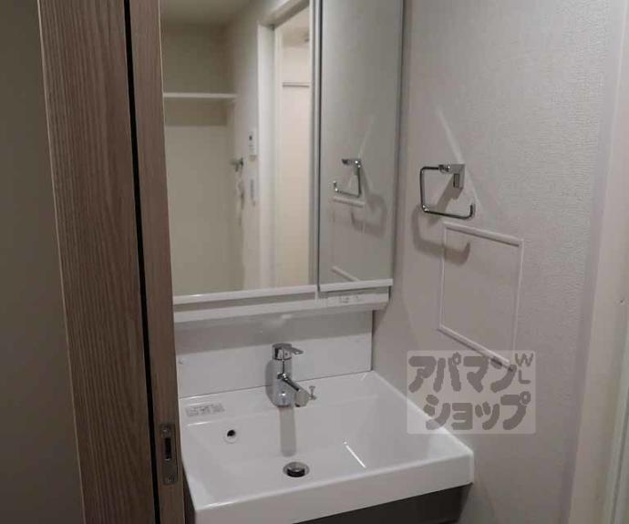 【ファーストフィオーレ京都コーヴォ】間取