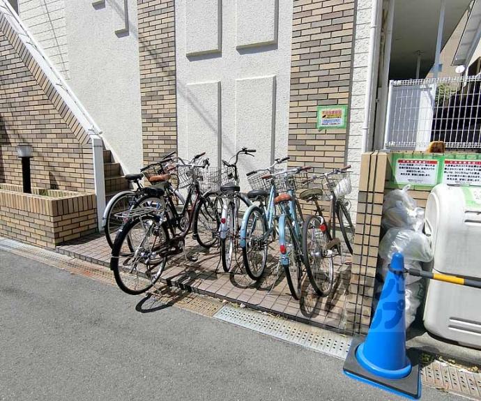 【レオパレス西院Ⅰ、Ⅱ】